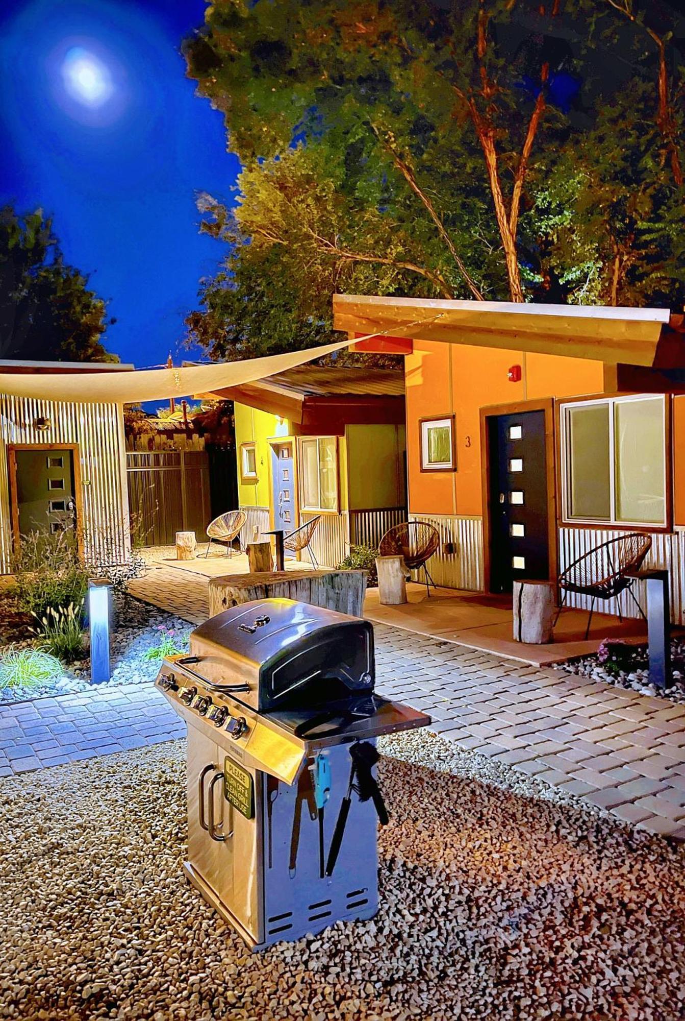 מואב Downtown Kokopelli West 3 - Newly Remodeled Stylish Studio מראה חיצוני תמונה